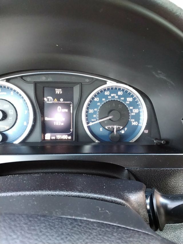 2016 Toyota Camry 4dr Sedan I4 Automatic LE - 23022622 - 11