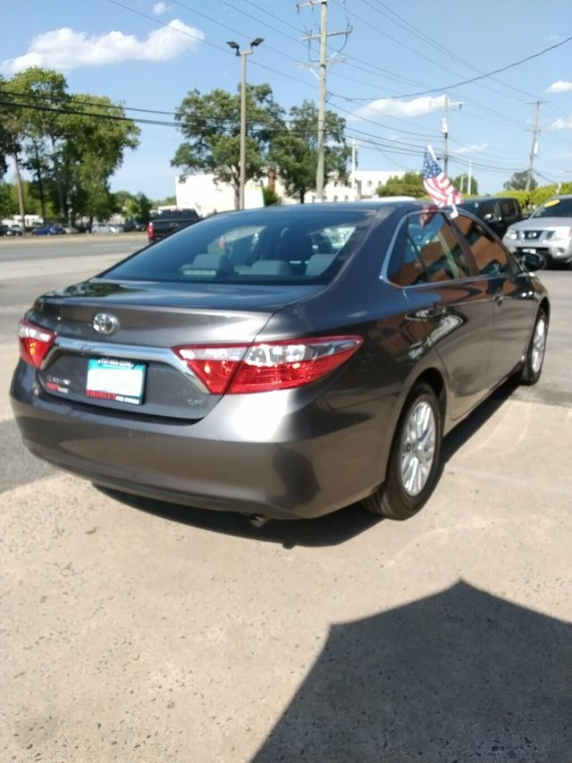 2016 Toyota Camry 4dr Sedan I4 Automatic LE - 23022622 - 3