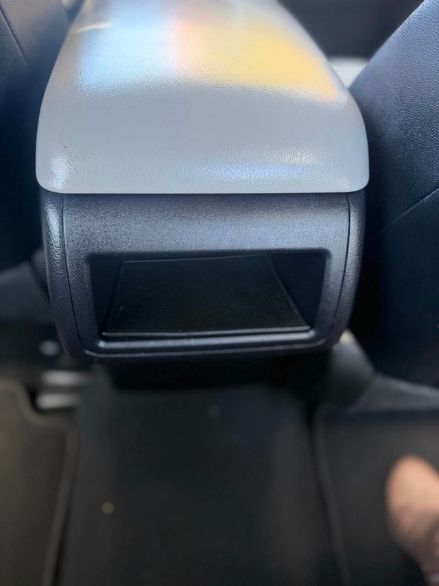 2016 Toyota Camry 4dr Sedan I4 Automatic LE - 22942573 - 9