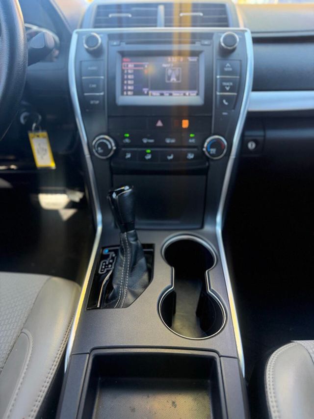 2016 Toyota Camry 4dr Sedan I4 Automatic LE - 22942573 - 4