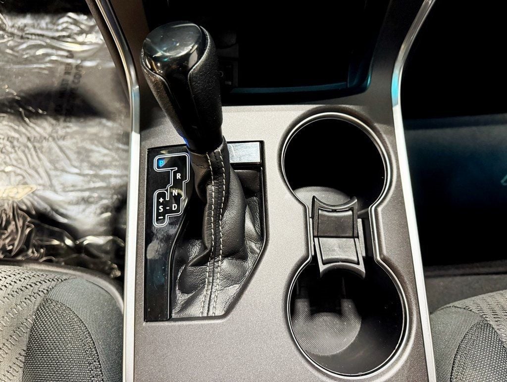 2016 Toyota Camry 4dr Sedan I4 Automatic LE - 22928489 - 20