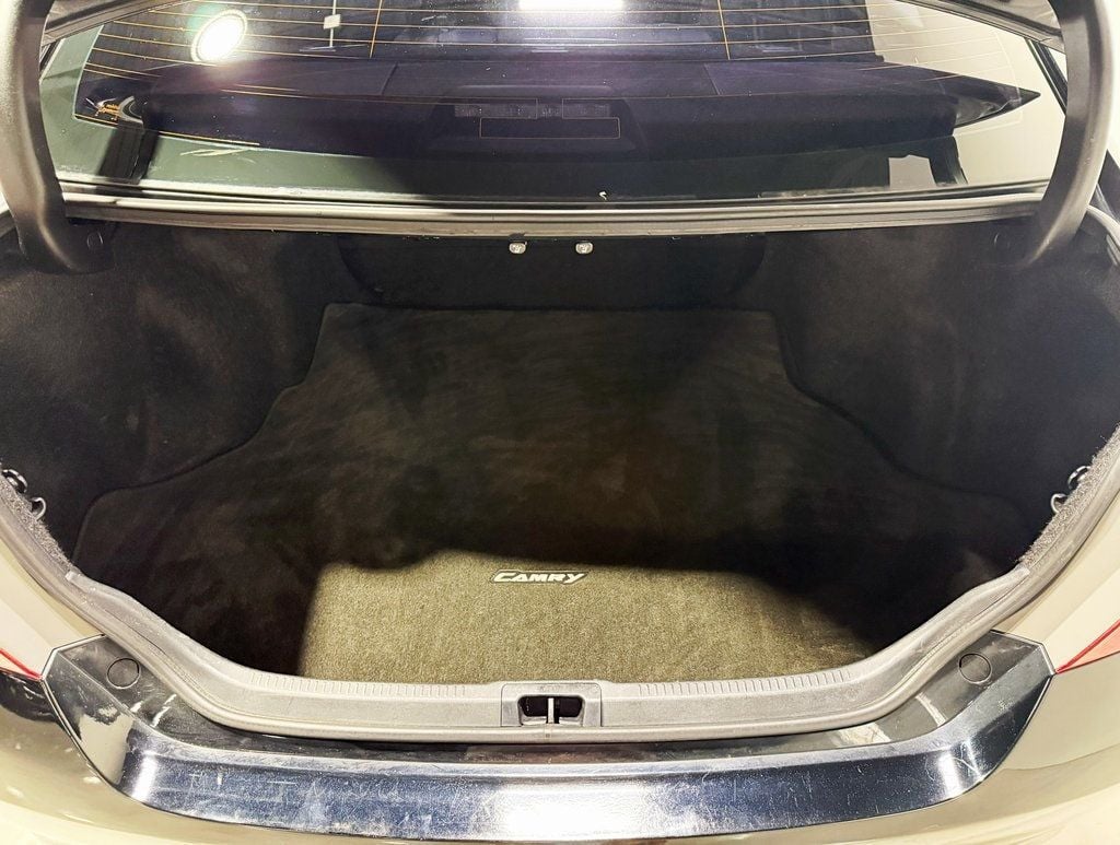 2016 Toyota Camry 4dr Sedan I4 Automatic LE - 22928489 - 31