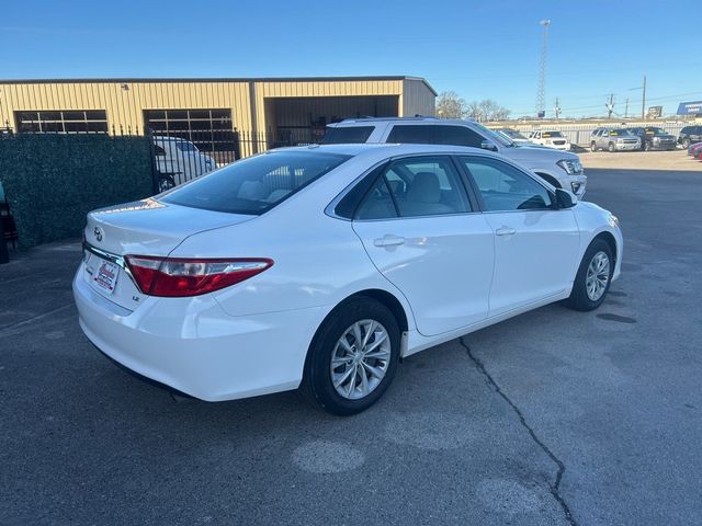 2016 Toyota Camry 4dr Sedan I4 Automatic LE - 22965478 - 3