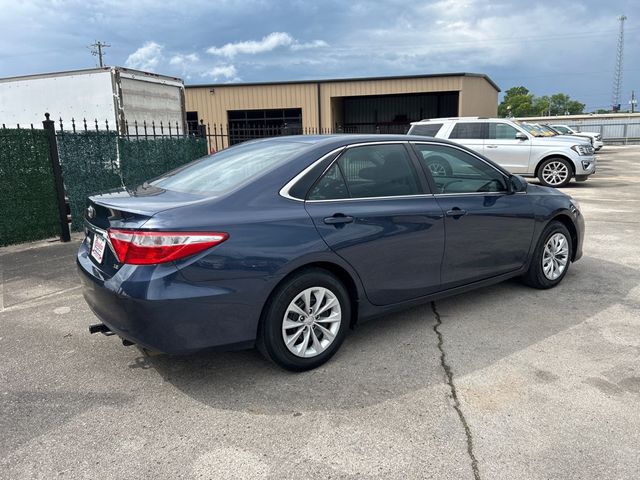 2016 Toyota Camry 4dr Sedan I4 Automatic LE - 23033956 - 3