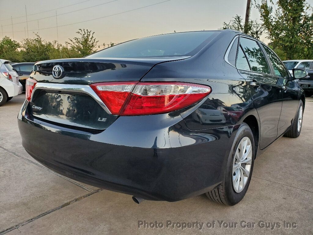 2016 Toyota Camry 4dr Sedan I4 Automatic LE - 22625915 - 10