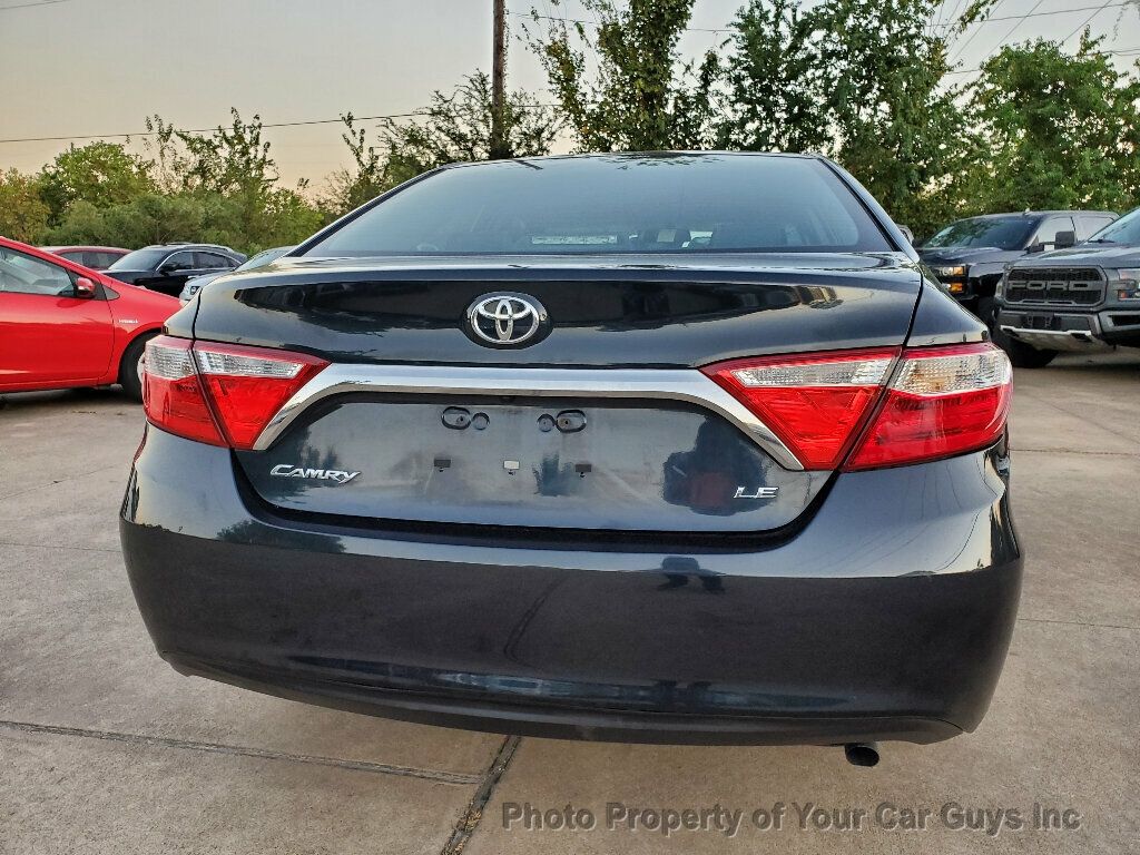 2016 Toyota Camry 4dr Sedan I4 Automatic LE - 22625915 - 11