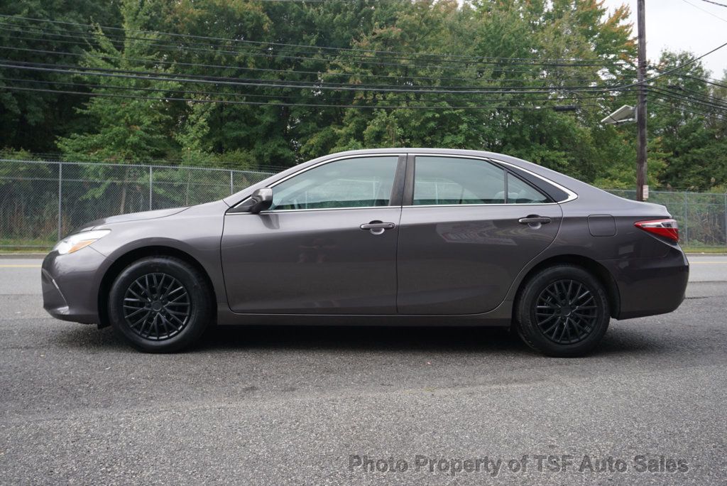 2016 Toyota Camry 4dr Sedan I4 Automatic LE - 22598519 - 3