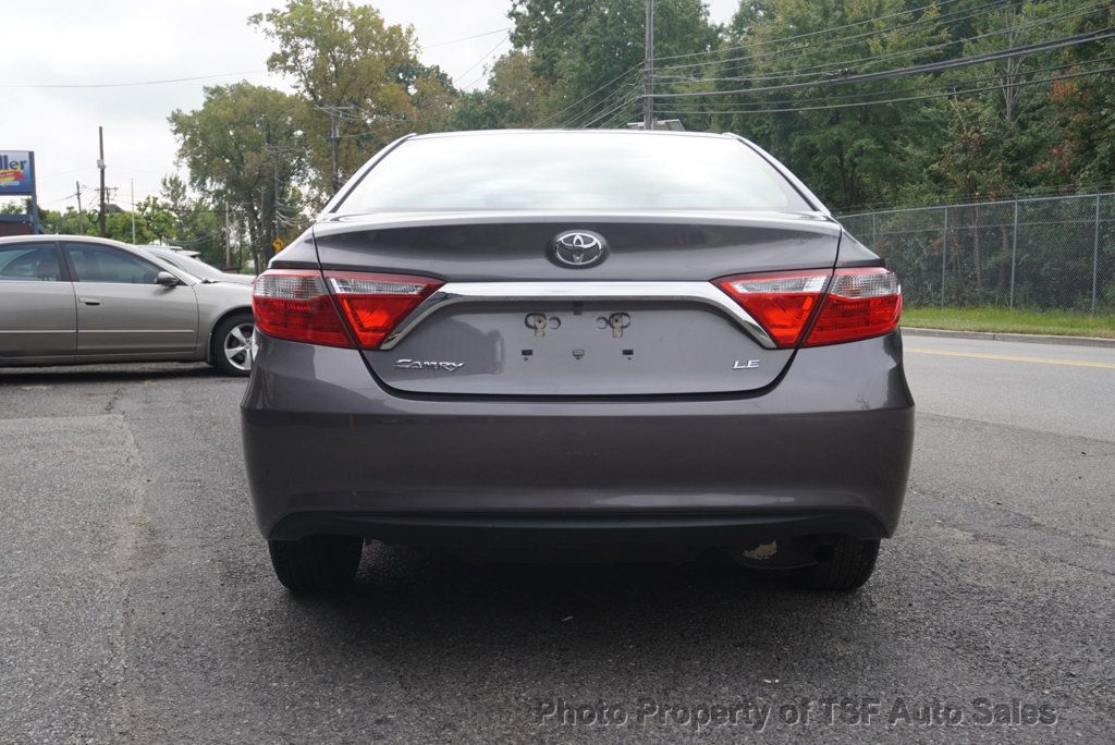 2016 Toyota Camry 4dr Sedan I4 Automatic LE - 22598519 - 5