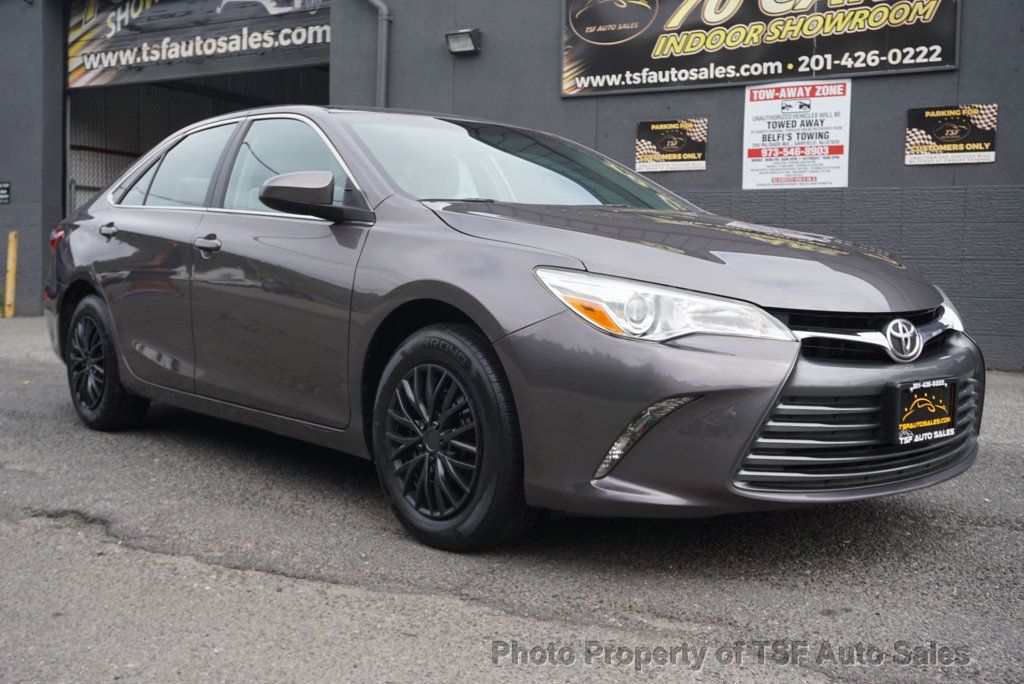 2016 Toyota Camry 4dr Sedan I4 Automatic LE - 22598519 - 8