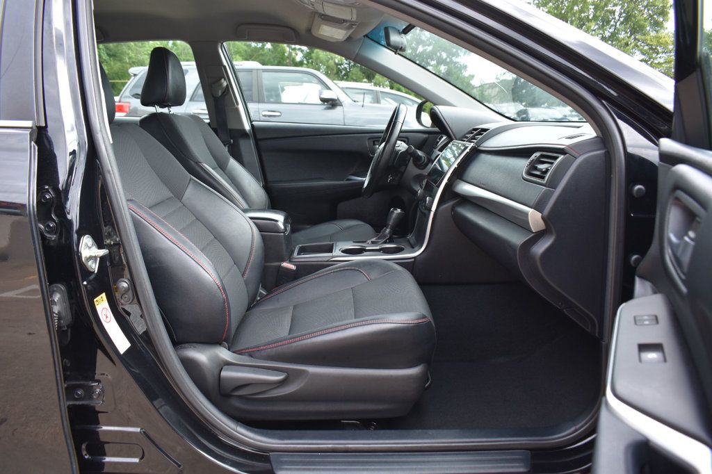 2016 Toyota Camry 4dr Sedan I4 Automatic SE - 23055551 - 12