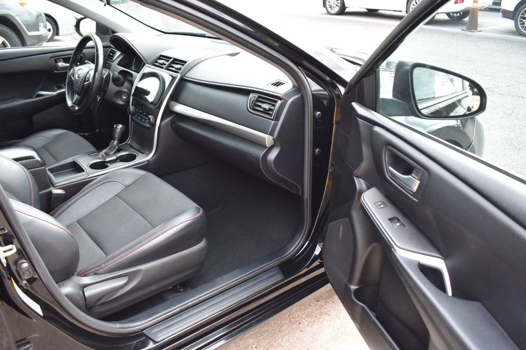 2016 Toyota Camry 4dr Sedan I4 Automatic SE - 23055551 - 14