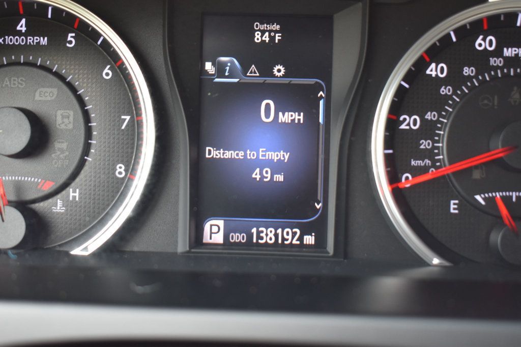 2016 Toyota Camry 4dr Sedan I4 Automatic SE - 23055551 - 24