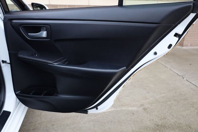 2016 Toyota Camry 4dr Sedan I4 Automatic SE - 22970721 - 18