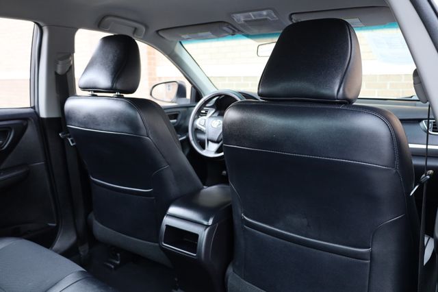 2016 Toyota Camry 4dr Sedan I4 Automatic SE - 22970721 - 19