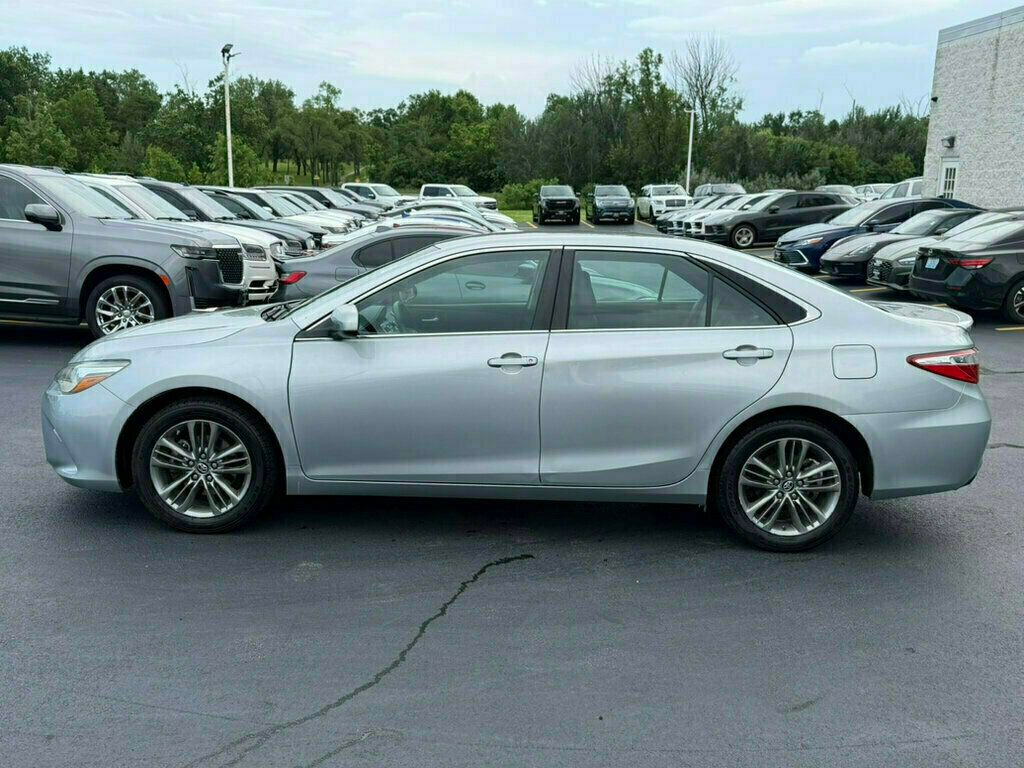 2016 Toyota Camry 4dr Sedan I4 Automatic SE - 23026906 - 15