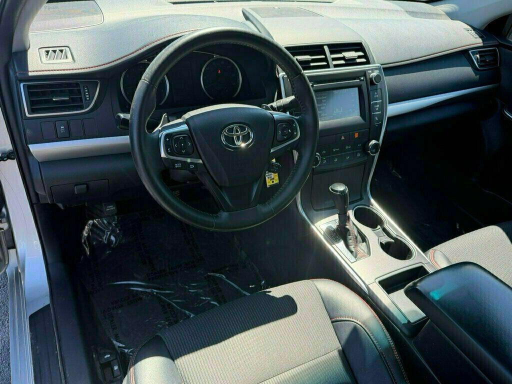 2016 Toyota Camry 4dr Sedan I4 Automatic SE - 23026906 - 8