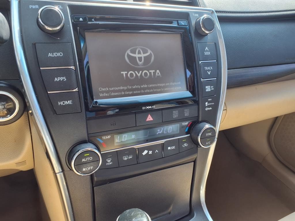 2016 Toyota Camry 4dr Sedan I4 Automatic XLE - 22869480 - 11