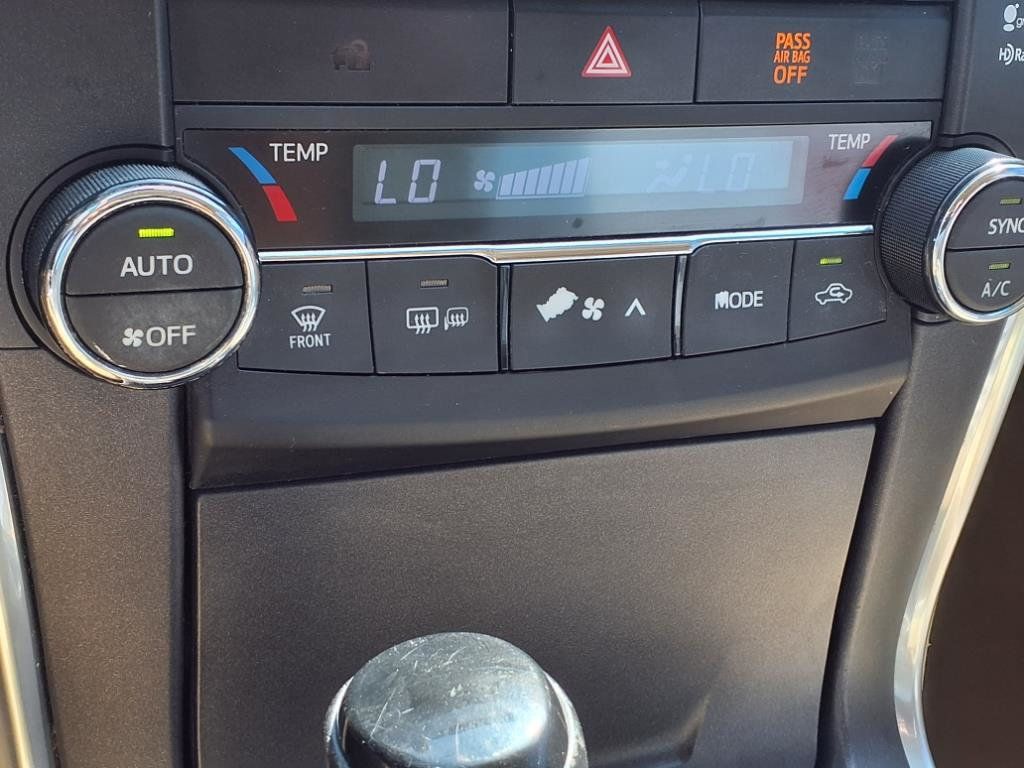 2016 Toyota Camry 4dr Sedan I4 Automatic XLE - 22869480 - 13