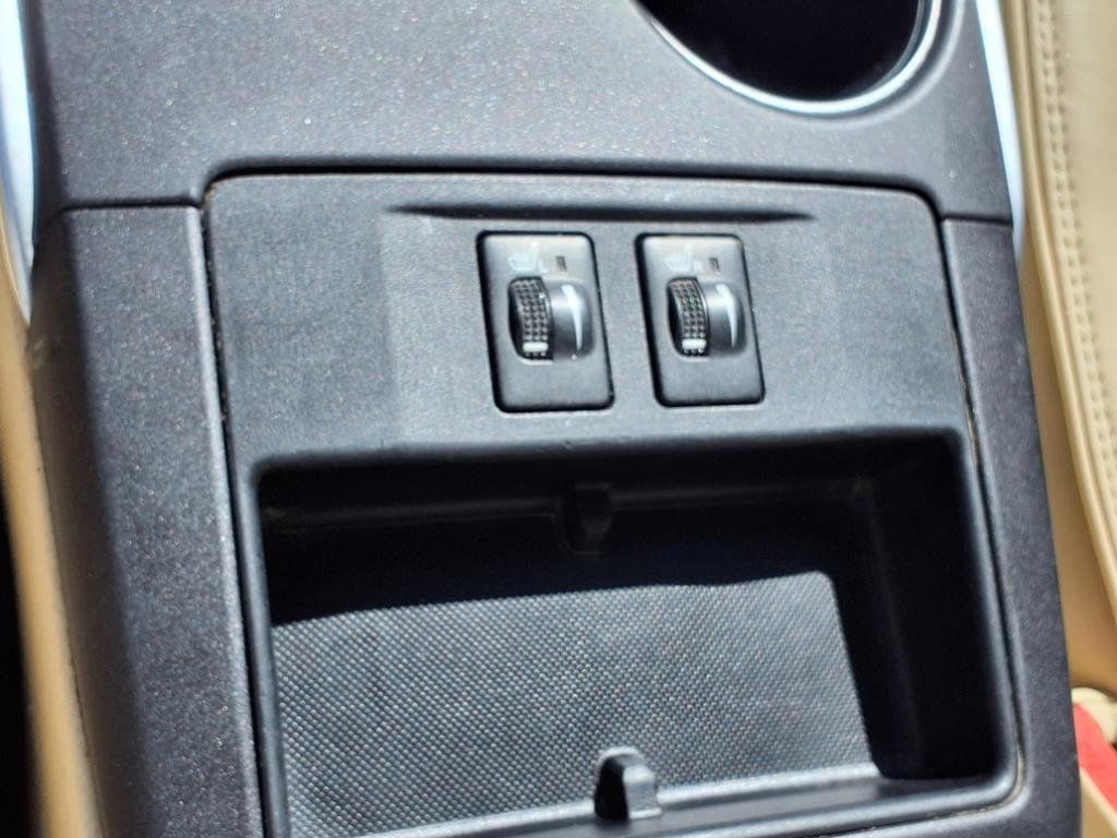 2016 Toyota Camry 4dr Sedan I4 Automatic XLE - 22869480 - 16