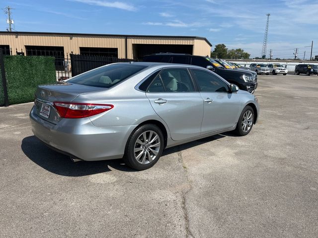 2016 Toyota Camry 4dr Sedan I4 Automatic XLE - 23085753 - 3