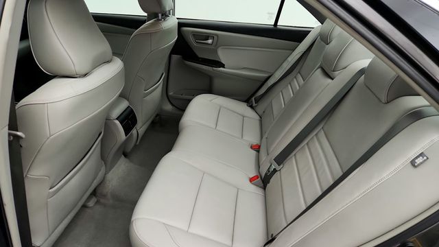 2016 Toyota Camry 4dr Sedan I4 Automatic XLE - 22948574 - 19