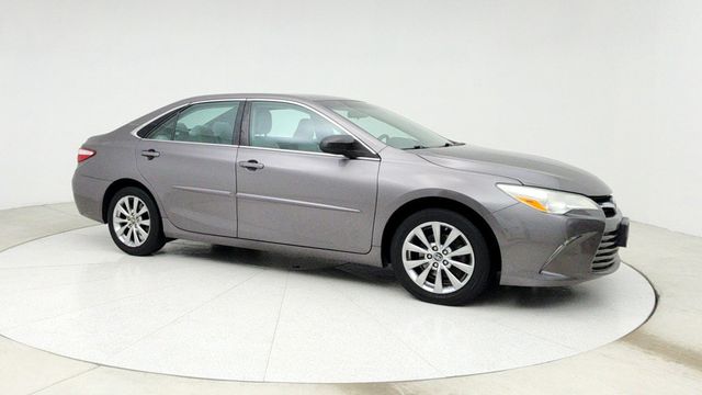 2016 Toyota Camry 4dr Sedan I4 Automatic XLE - 22948574 - 2