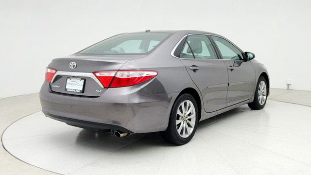2016 Toyota Camry 4dr Sedan I4 Automatic XLE - 22948574 - 4