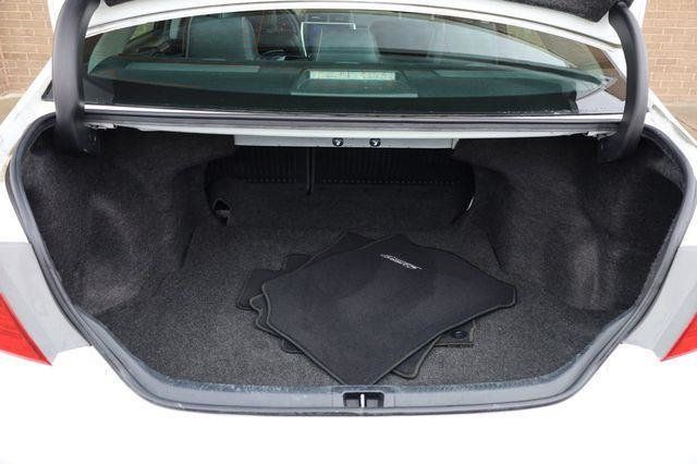 2016 Toyota Camry SE - 23017373 - 10