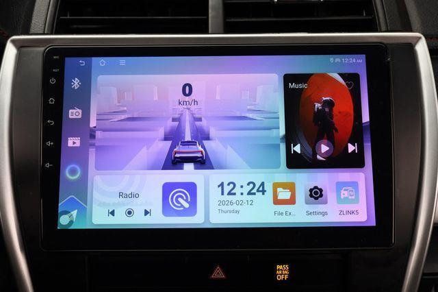 2016 Toyota Camry SE - 23017373 - 30