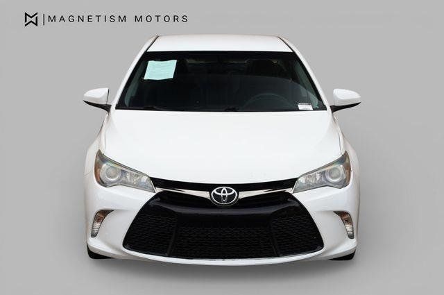 2016 Toyota Camry SE - 23017373 - 3