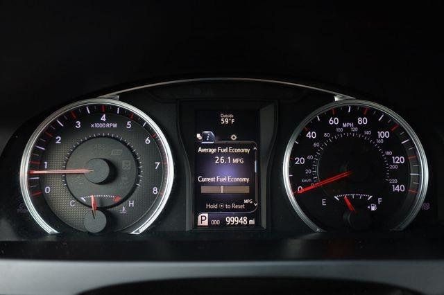 2016 Toyota Camry SE - 23017373 - 42