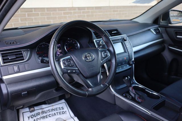 2016 Toyota Camry SE - 23075498 - 14