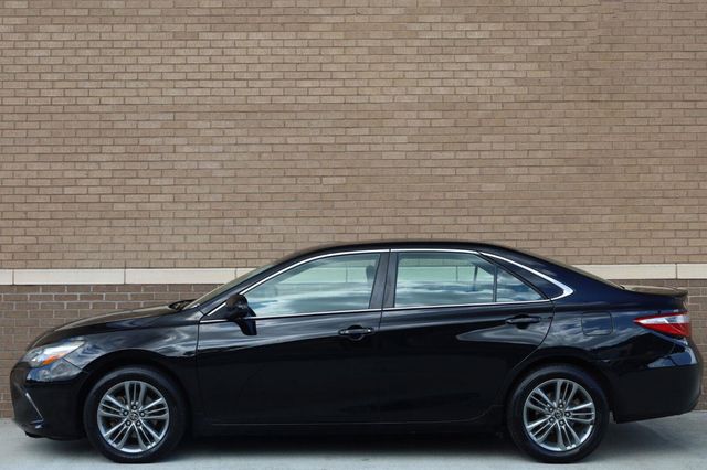 2016 Toyota Camry SE - 23075498 - 2