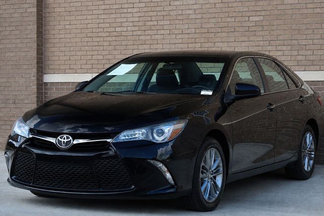 2016 Toyota Camry SE - 23075498 - 4