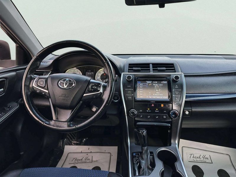 2016 Toyota Camry SE 4dr Sedan - 23000583 - 17