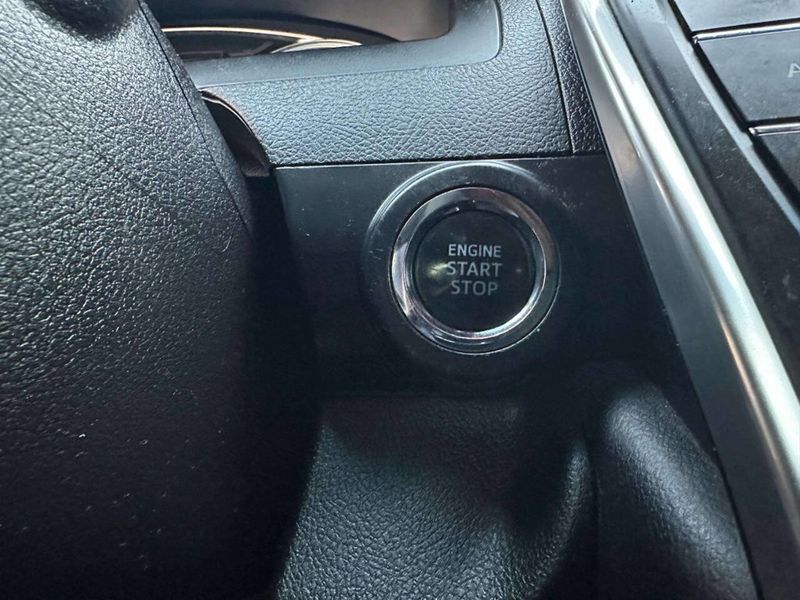 2016 Toyota Camry SE 4dr Sedan - 23000583 - 31