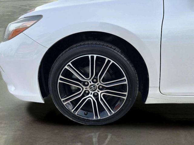 2016 Toyota Camry SE 4dr Sedan - 23000583 - 32
