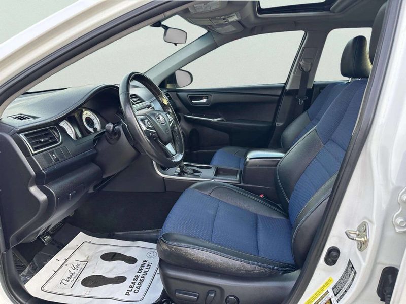 2016 Toyota Camry SE 4dr Sedan - 23000583 - 8