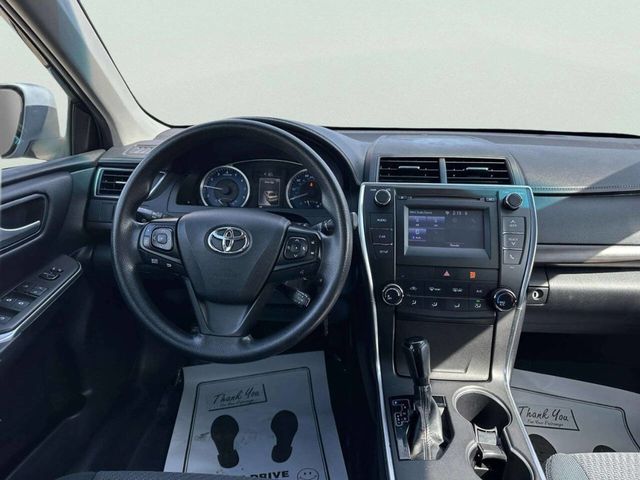 2016 Toyota Camry SE 4dr Sedan - 23001189 - 16