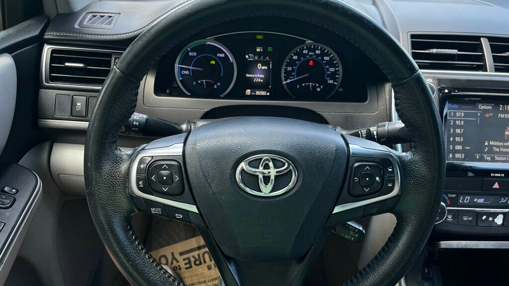 2016 Toyota Camry Hybrid - 22836624 - 9