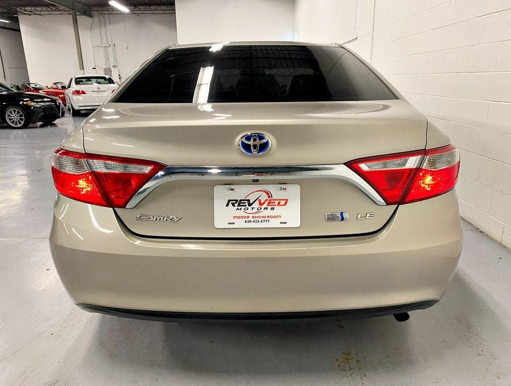 2016 Toyota Camry Hybrid 4dr Sedan LE - 22654332 - 4