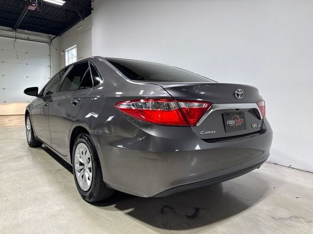2016 Toyota Camry Hybrid 4dr Sedan LE - 23062461 - 4