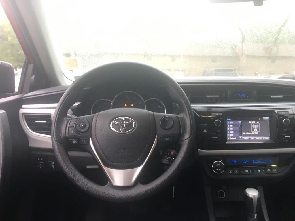 2016 Toyota Corolla  - 18937206 - 3