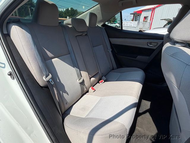 2016 Toyota Corolla 4dr Sedan CVT LE - 23029883 - 17