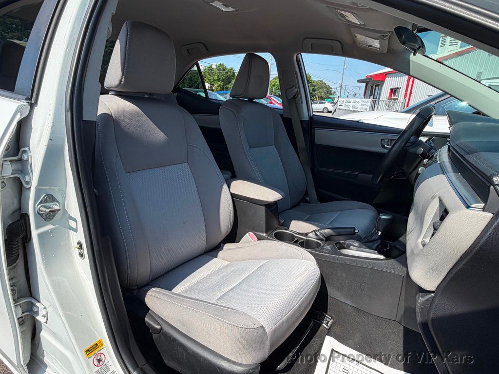 2016 Toyota Corolla 4dr Sedan CVT LE - 23029883 - 18