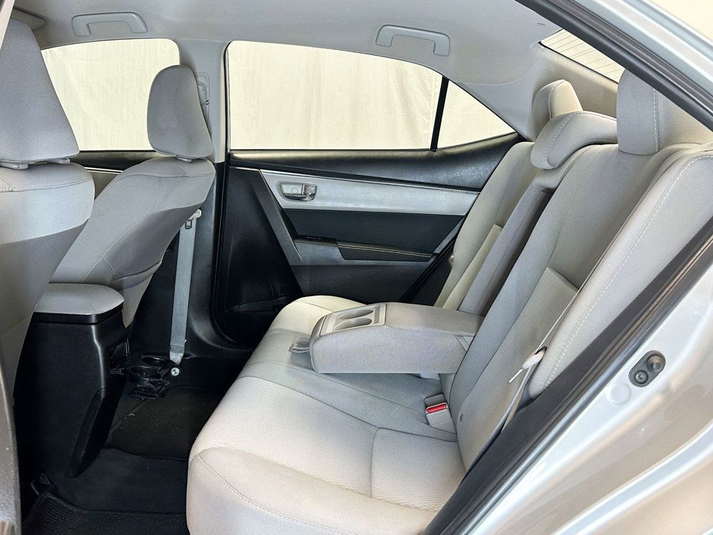2016 Toyota Corolla 4dr Sedan CVT LE - 23049506 - 30