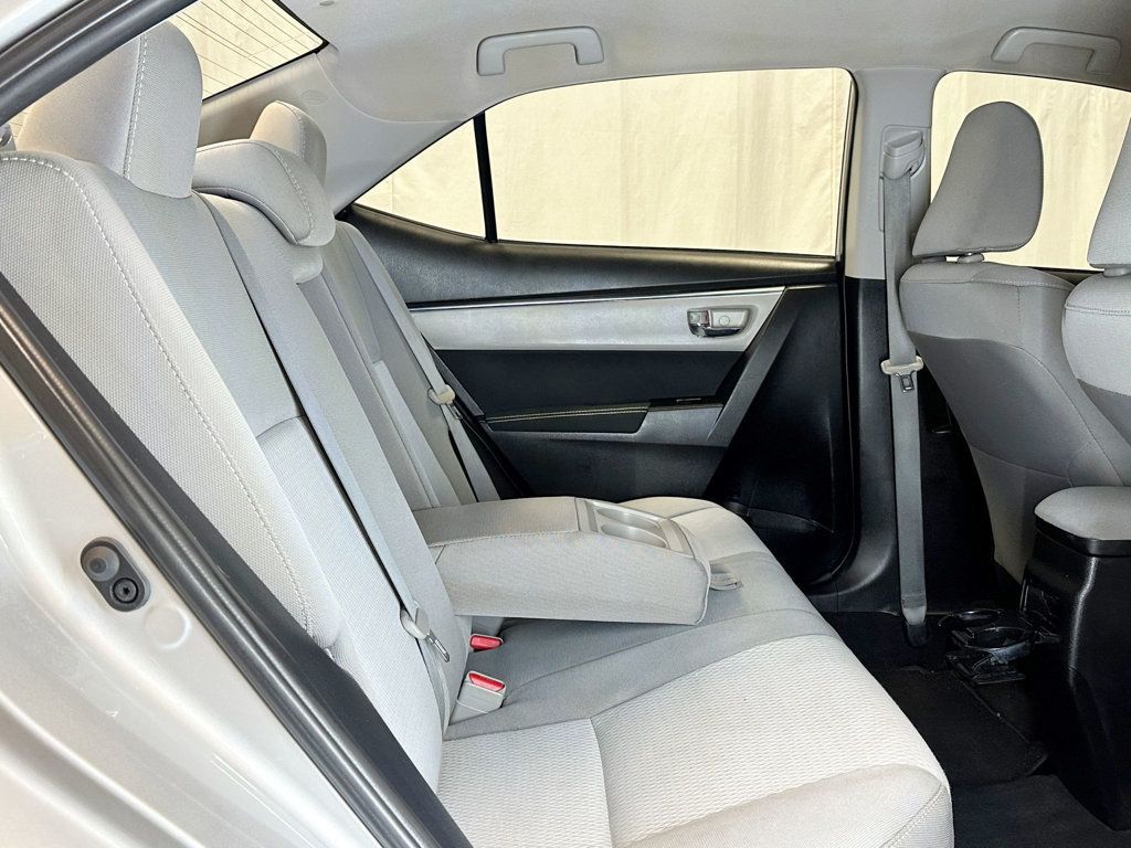 2016 Toyota Corolla 4dr Sedan CVT LE - 23049506 - 31