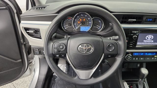 2016 Toyota Corolla 4dr Sedan CVT LE - 23085877 - 12