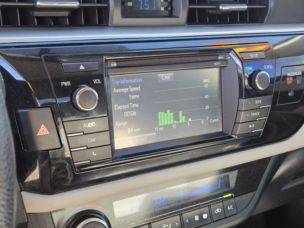 2016 Toyota Corolla 4dr Sedan CVT LE Plus - 22935787 - 18