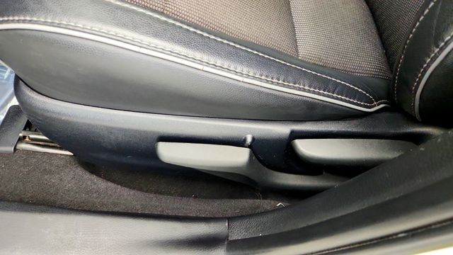 2016 Toyota Corolla 4dr Sedan CVT S Plus - 23091744 - 11